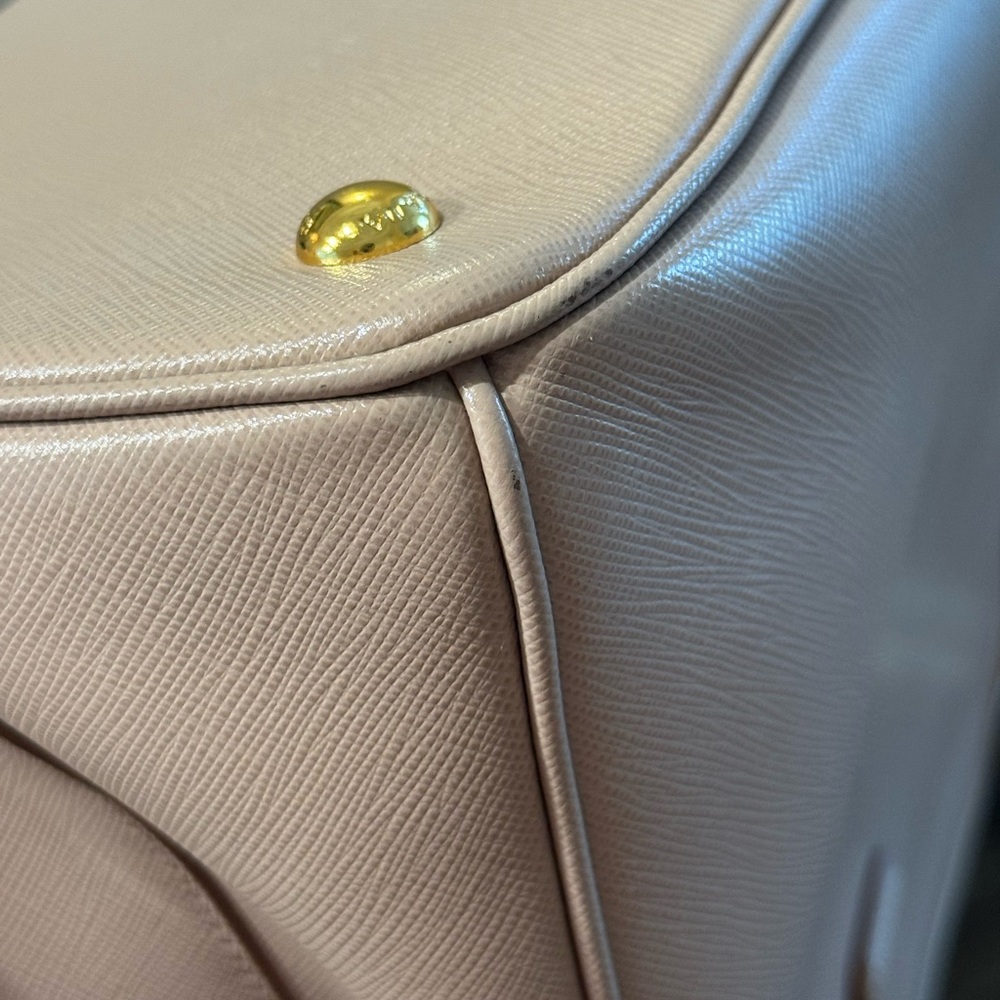 Authentic Prada Saffiano Lux Leather Satchel/Crossbody/Shoulder - Three-Way Bag - Picture 5 of 16